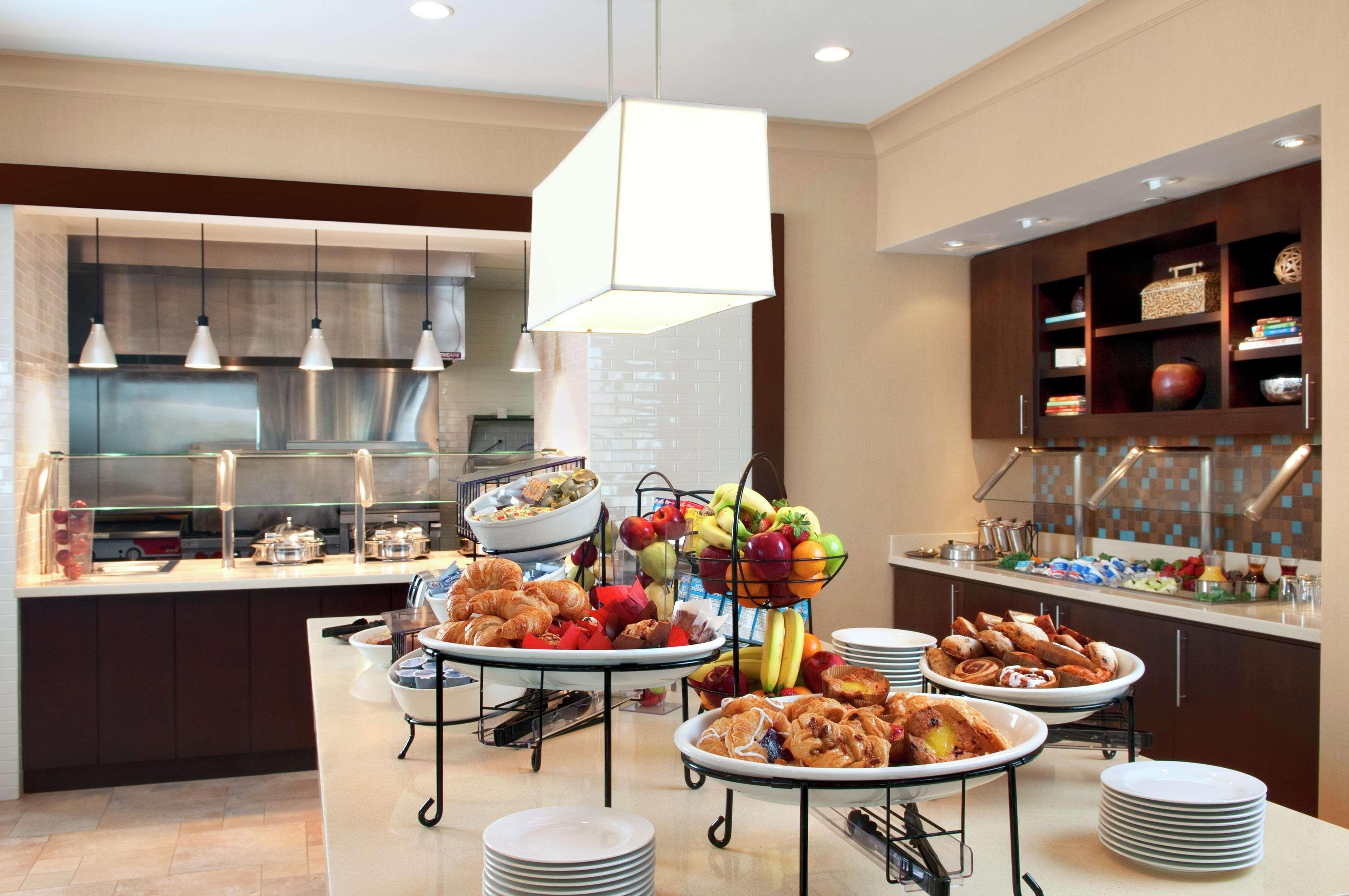 Hilton Garden Inn Олэт Экстерьер фото
